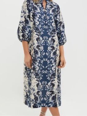 Tuckernuck Navy and Cream Floral V‑Neck Maxi Dress